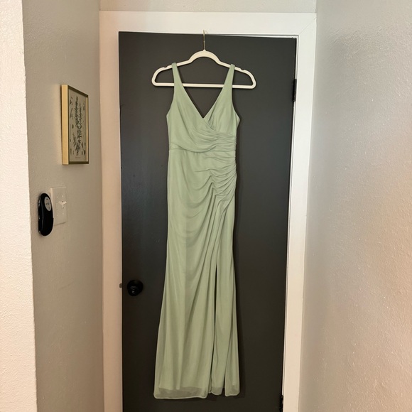 Azazie Leandra Dusty Sage A2 - Picture 5 of 12